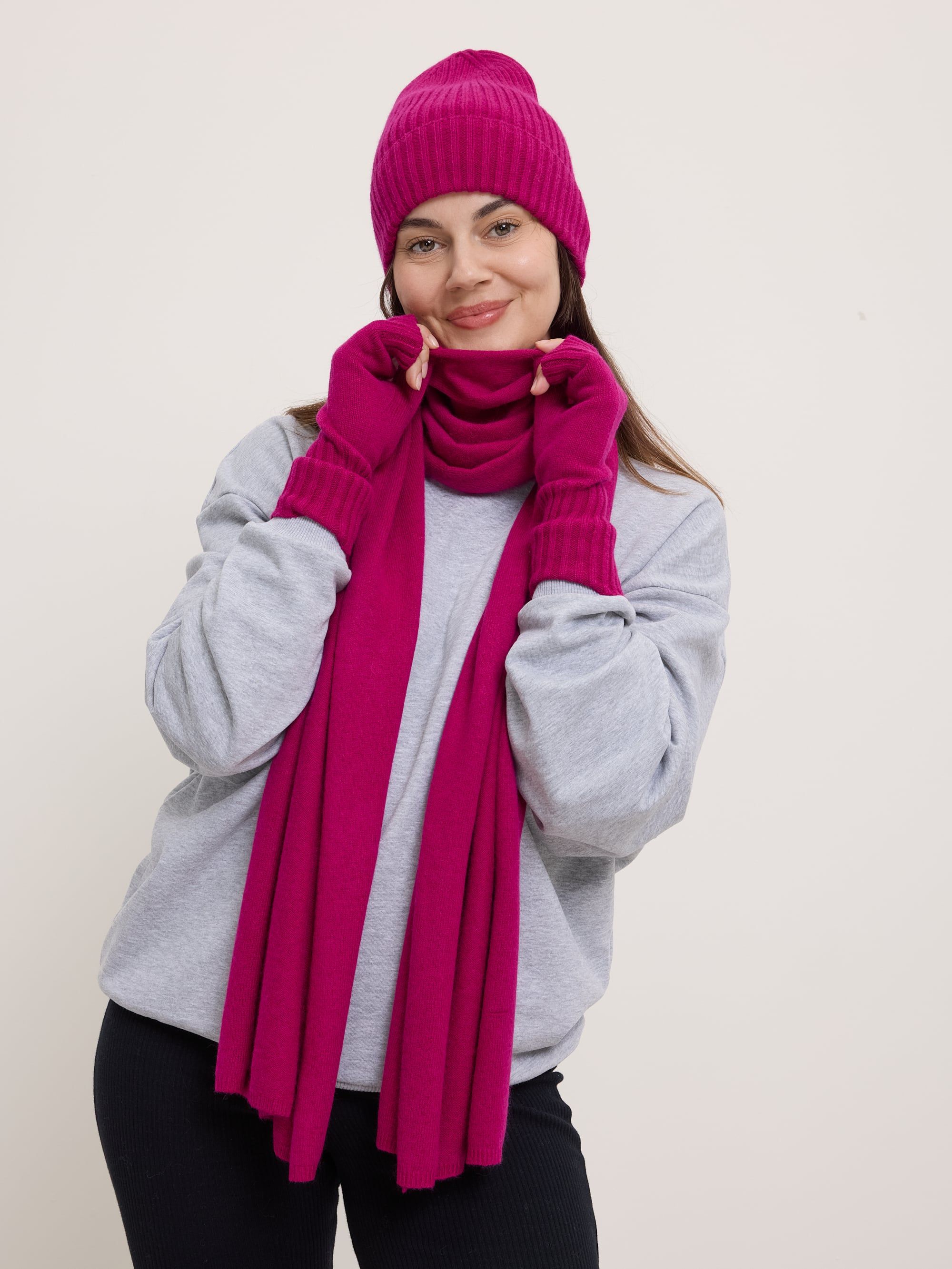Amaranth Wool hat with cashmere