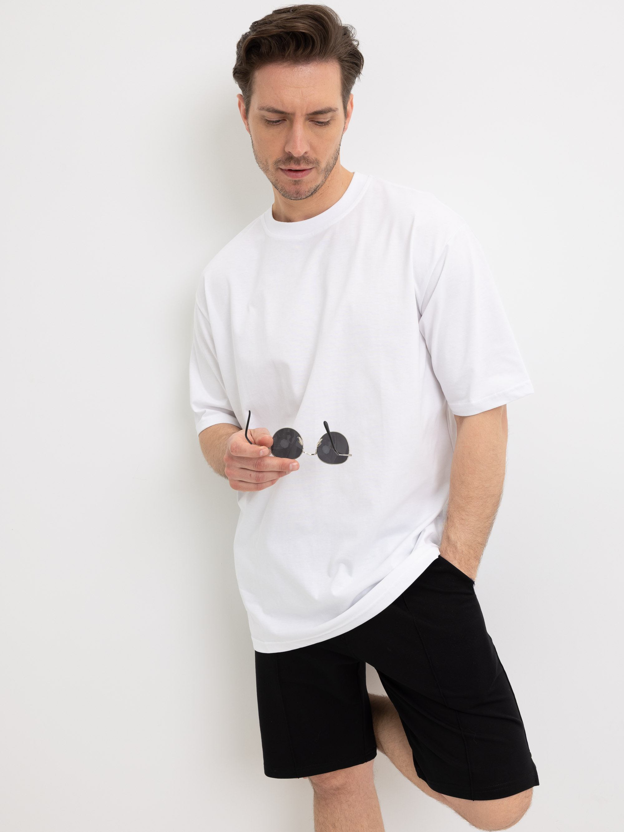 Biały T-shirt oversize męski