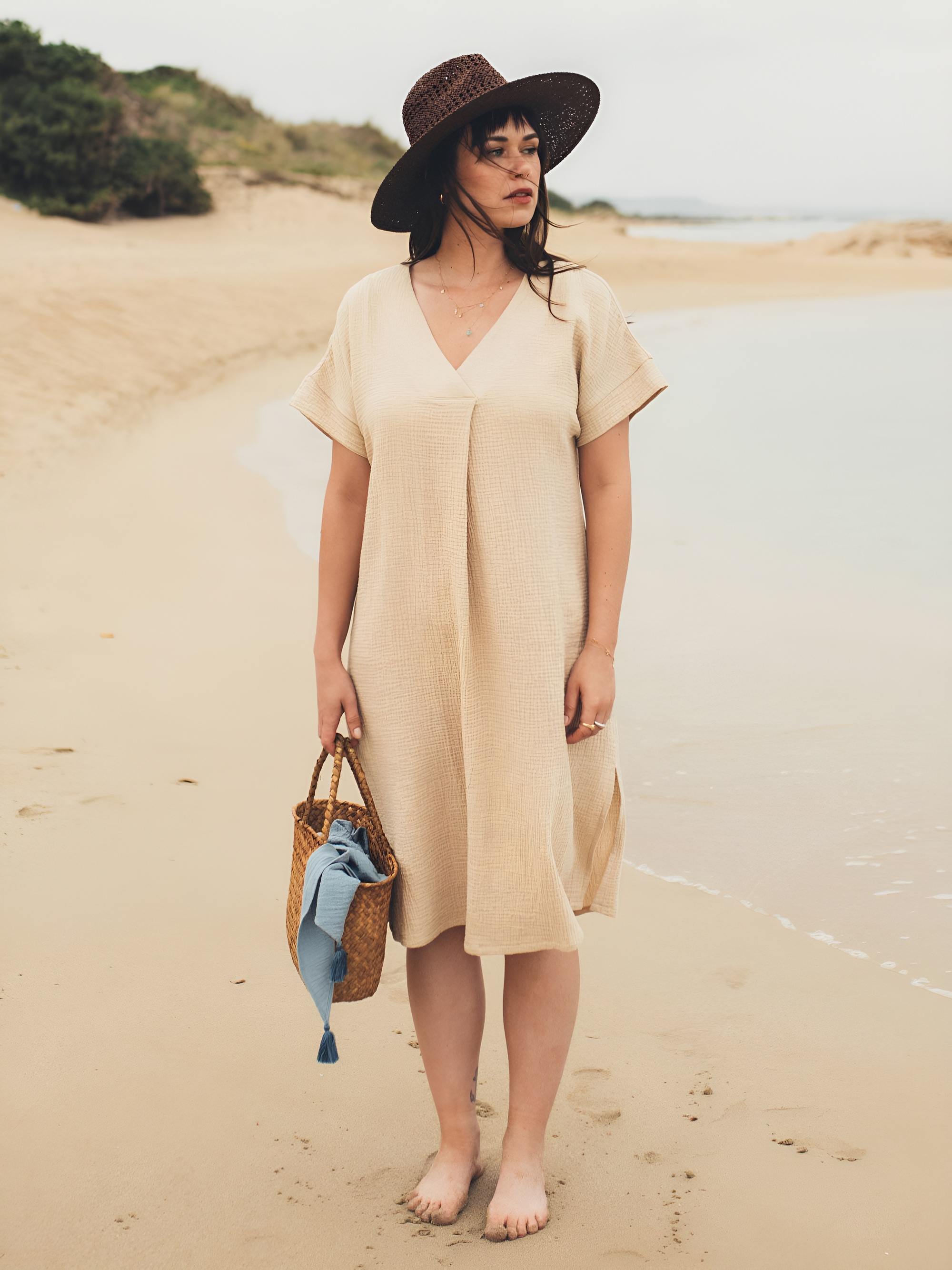 Beige muslin loose-fitting dress Women