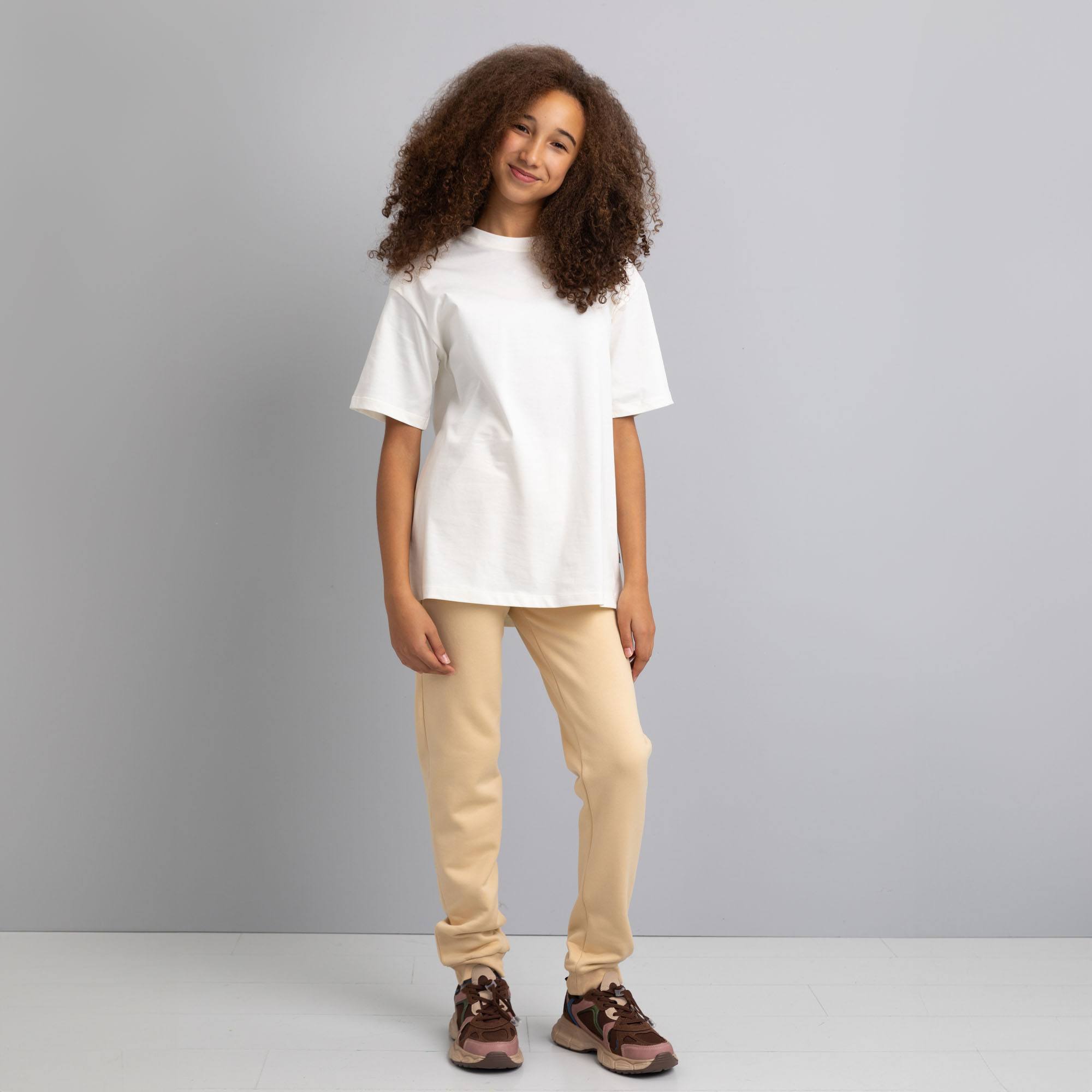 Śmietankowy T-shirt oversize Junior
